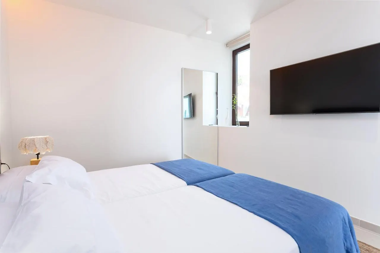 Apartment Higueron Rental Beach Club Suites Benalmadena Spain